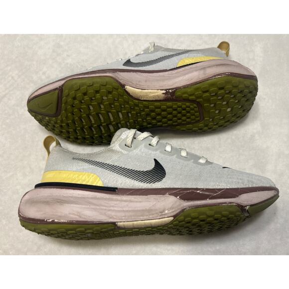 Nike Women’s Shoes Size 7.5 Gray ZoomX Invincible Run 3 Running Shoes DR2660-005 - Picture 6 of 8